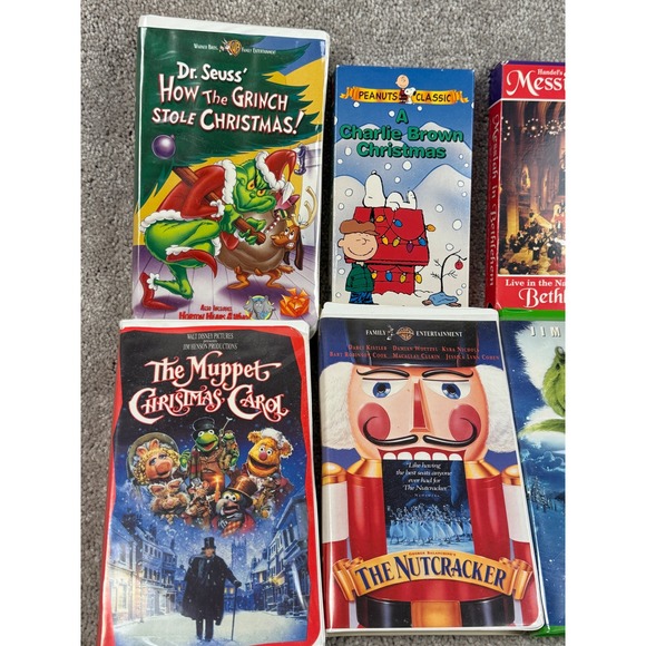 Christmas Movie VHS Lot Dr Seuss Grinch Charlie Brown Muppets(Not tested - Picture 3 of 7